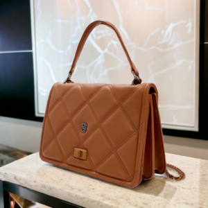 τσάντα με αλυσίδα καμελ